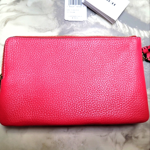 Coach wristlet hot pink color - Picture 5 of 6